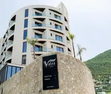 Valza Boutique - 44