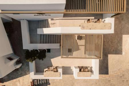 Naxos Rhyton - 0