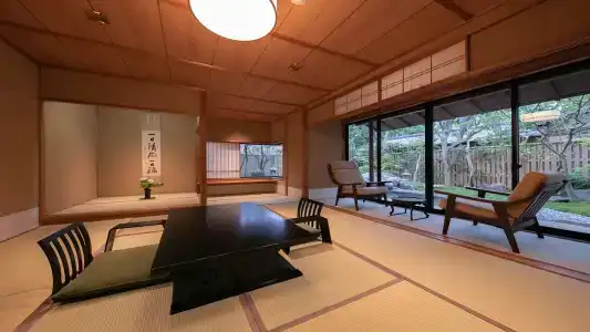 Yakakutei - 52
