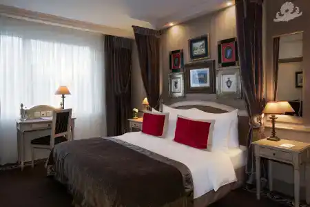 Royal Manotel - 3