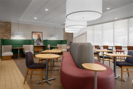 Home2 Suites by Hilton/Midtown - 36