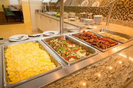 Hilton Garden Inn Dallas/Market Center - 35