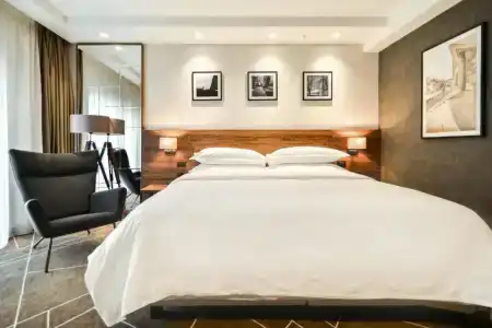 Sheraton - 90