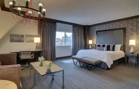 Loews Vanderbilt - 79