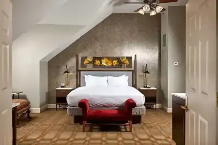 Virginia Crossings, Tapestry Collection by Hilton - 72