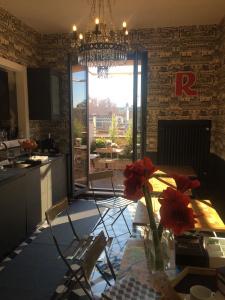 Rarity Suites - 25