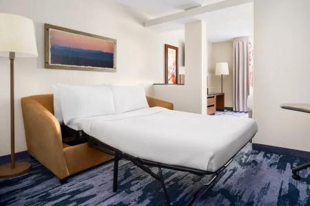 Fairfield Inn & Suites - 42