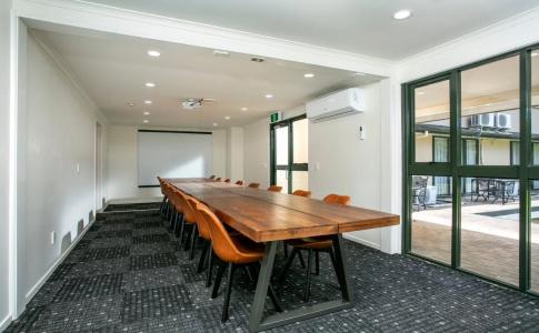 Albany Oak - 13