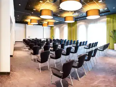 Park Inn by Radisson Leuven - 4