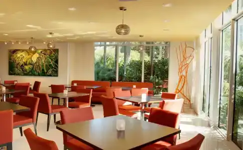 Hilton Garden Inn Miami Brickell South - 26