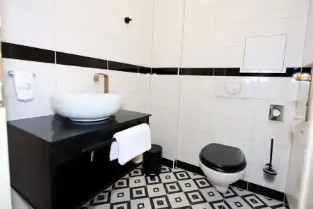 Art Deco Wolker By Astoria & Medical Spa - 104