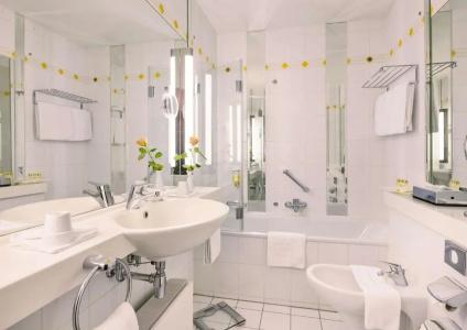 Best Western Premier Grand Russischer Hof - 48
