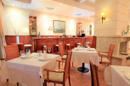 Akrogiali Exclusive (Adults Only) - 22