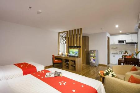 Maple Leaf & Apartment - 24