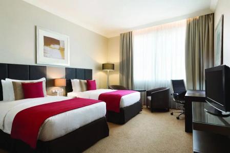 Ramada Downtown Abu Dhabi - 3