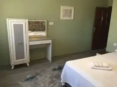 Hayat Alti Otel Ayvalık - 3