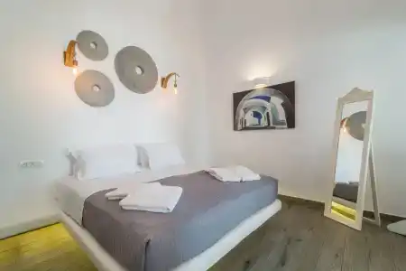 Angel Luxury Suites - 1