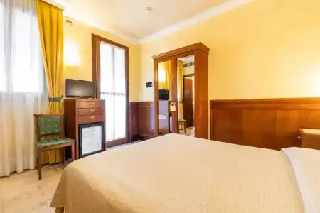 Panorama - 16