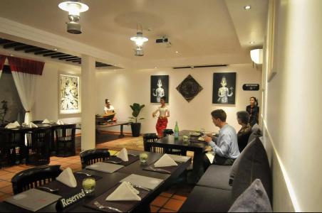La Rose Suites - 25