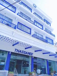 Thasanee - 0