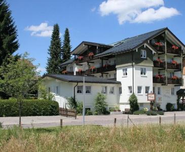 Kur- und AktivAllgäuer Hof - 13