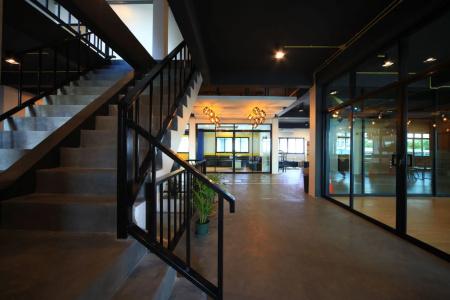 Tuk Tuk Hostel - 38