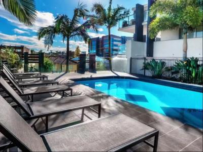 The Chermside - 30