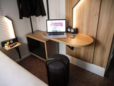 b&b hôTel Lille Centre Grand Palais - 2