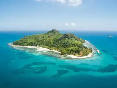 Sainte Anne Island - Beachcomber - 2