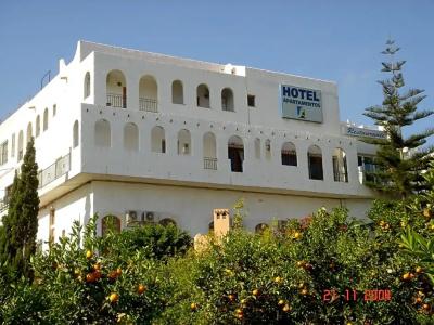 Simón - 18