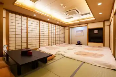 Yamatoya Honten Ryokan Osaka - 33