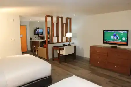 Blvd & Spa - Walking Distance To Universal Studios Hollywood - 1