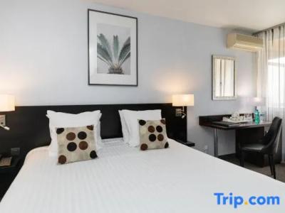 Best Western Mediterranee Menton - 85