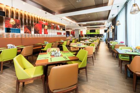 Mainland Chinese Only Hampton by Hilton Dalian Zhongshan - 5