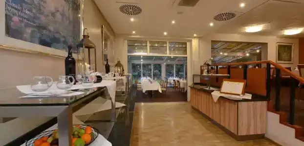 Best Western Plus Delta Park - 33