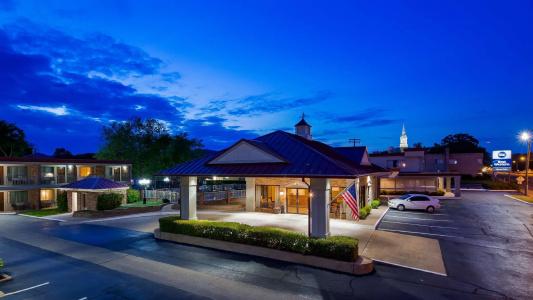 Best Western Winners Circle - 125
