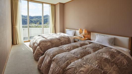 Kamogawa Country - 32