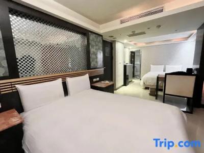 81 Premier Hollywood - SG Clean - 27
