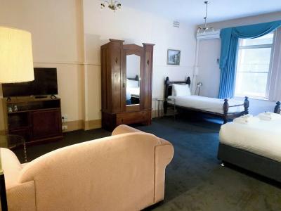 Macquarie Manor - 109