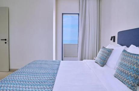 Silver Beach & - 117