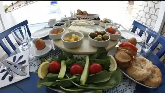 Zübeyde Hanım Alaçatı - 9