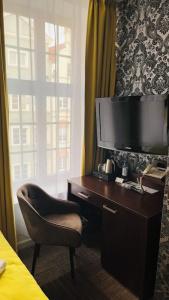 Artus - Old Town - 26