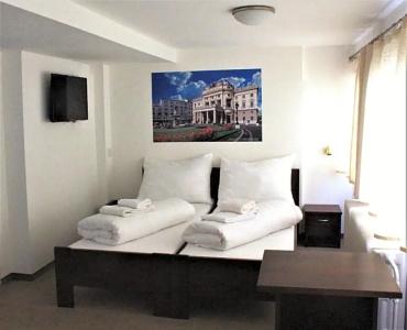 Botel Gracia - 23