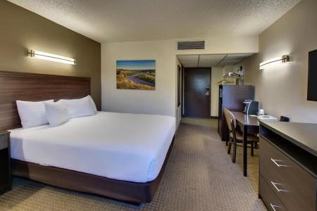 EverSpring Inn & Suites - 6