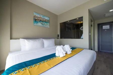 Triple L Patong Beach Phuket - 64