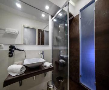 Riviera Luxury Suites - 92