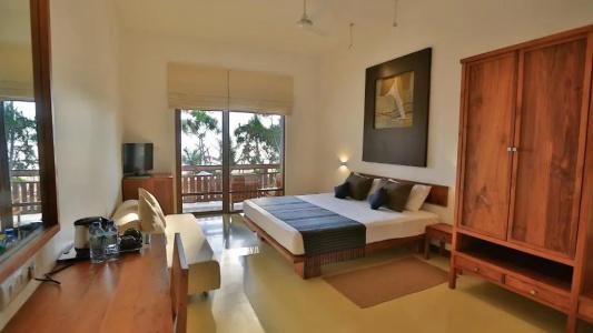 Pandanus Beach Resort & Spa - 57