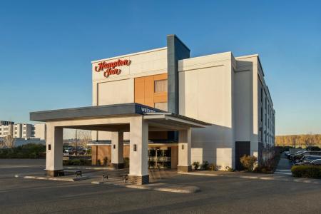 Hampton Inn Portland Airport - 19