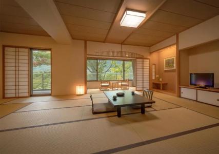 Iizaka Onsen Surikamitei Ohtori - 27