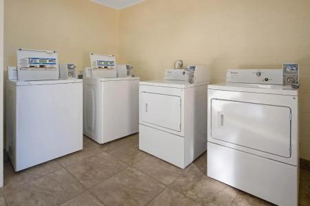 La Quinta by Wyndham Tucson - Reid Park - 33